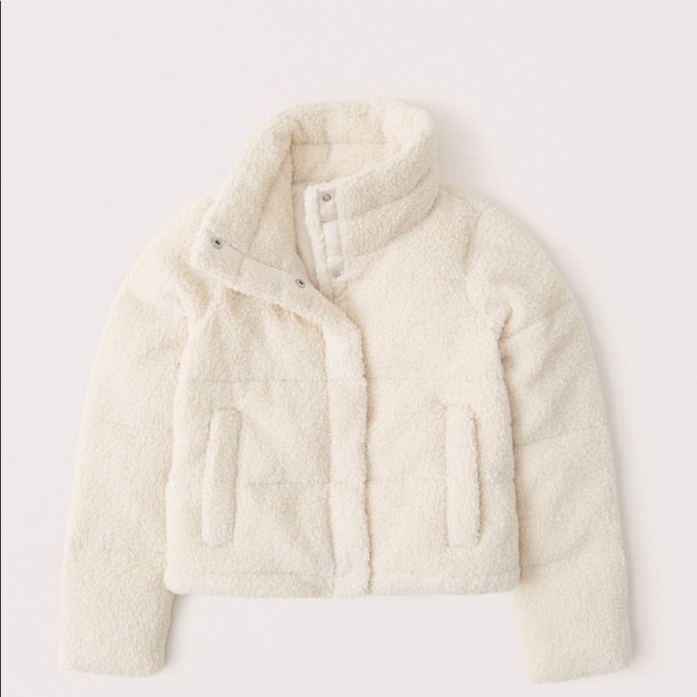 Abercrombie Sherpa mini puffer coat in cream -L